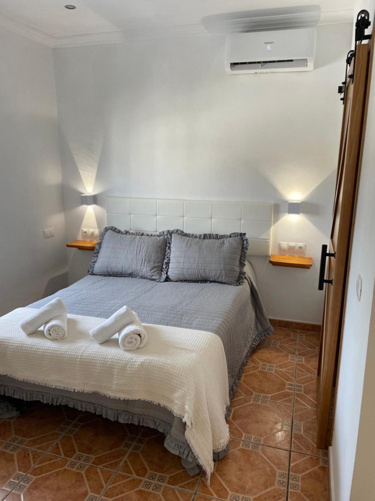 Casa De La Miel Villa Setenil de las Bodegas Kültér fotó